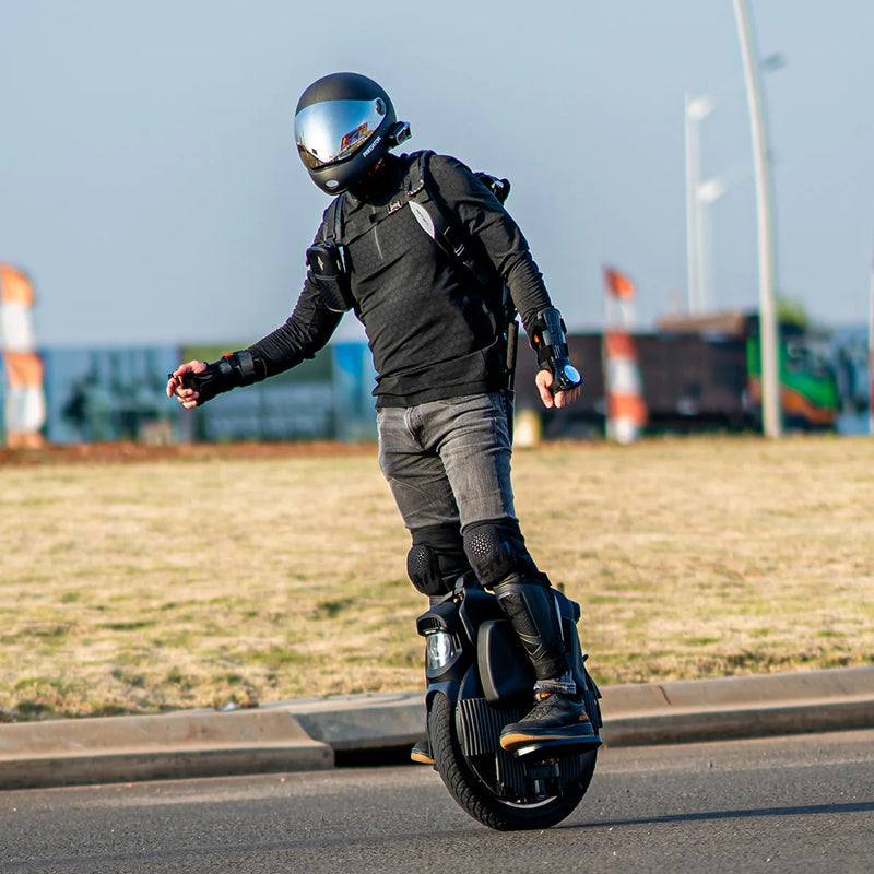 InMotion V11Y Electric Unicycle 2024 Model 2200W Motor 60km/h